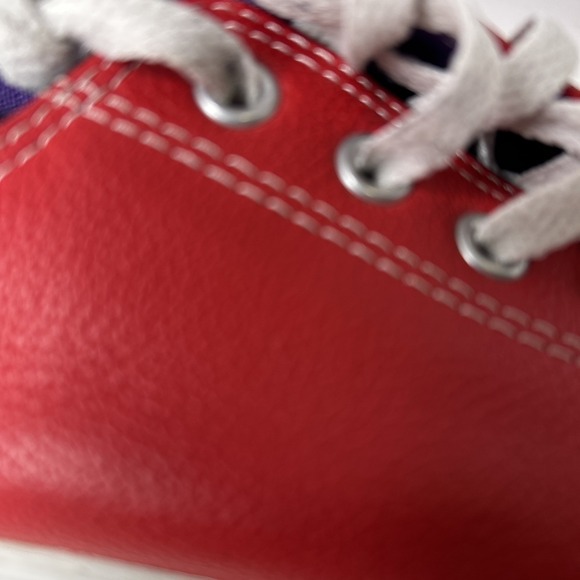 Chuck Taylor Red Leather Converse Sneakers Sz 10.5 - Picture 9 of 11
